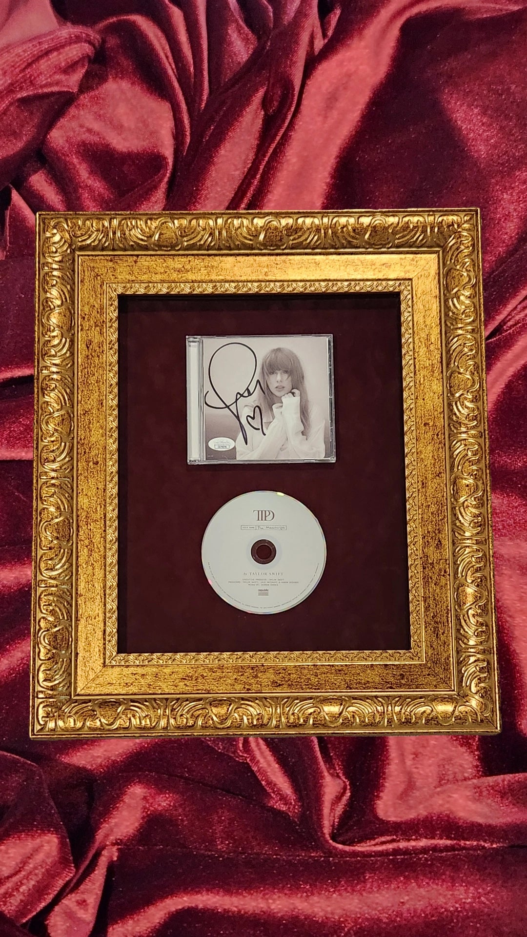 Talyor Swift - The Tortured Poets Department (Signed CD Cover)- Heart Vertical Chunky Frame