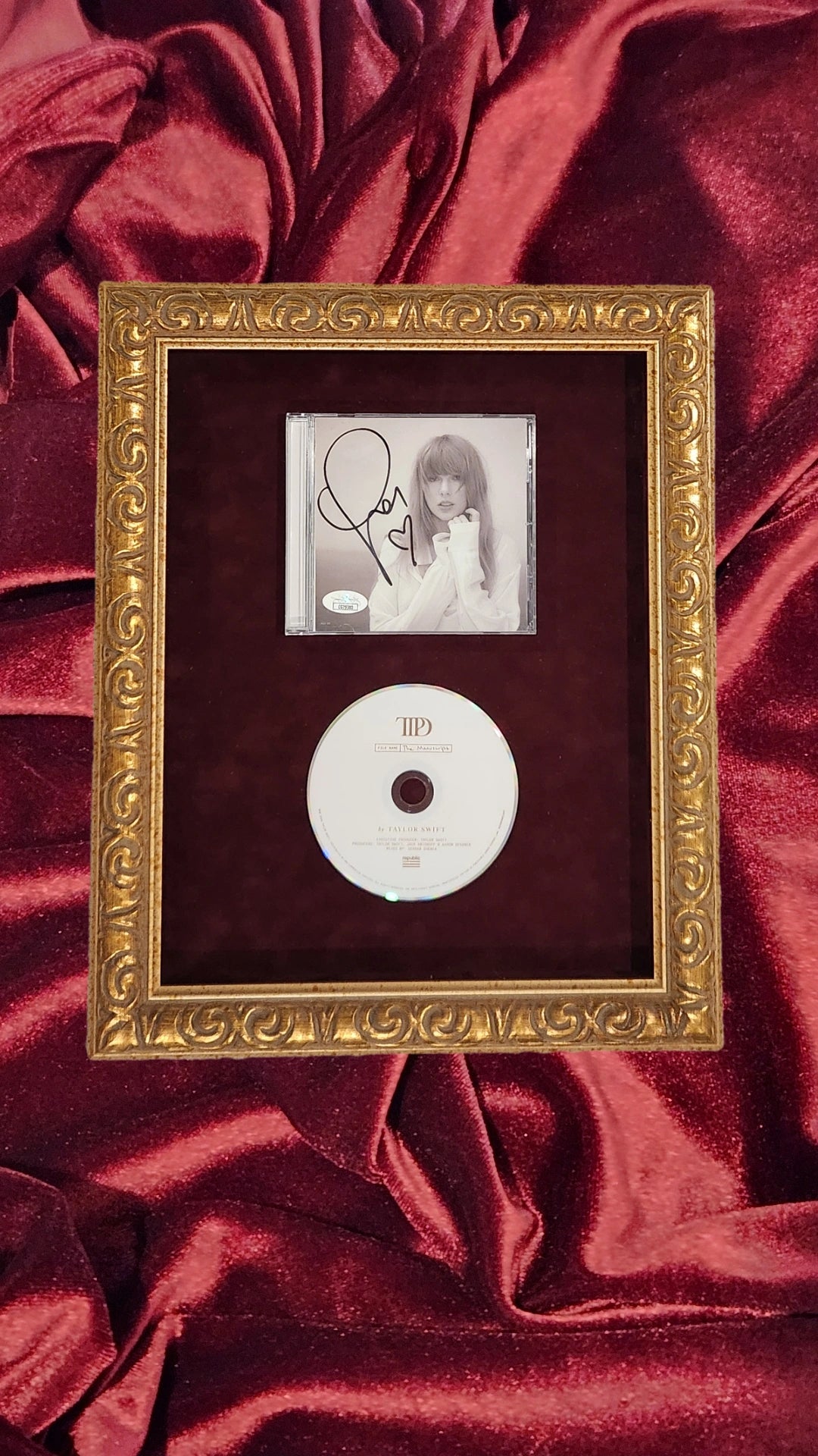 Talyor Swift -  The Tortured Poets Department (Signed CD Cover)- Heart Vertical